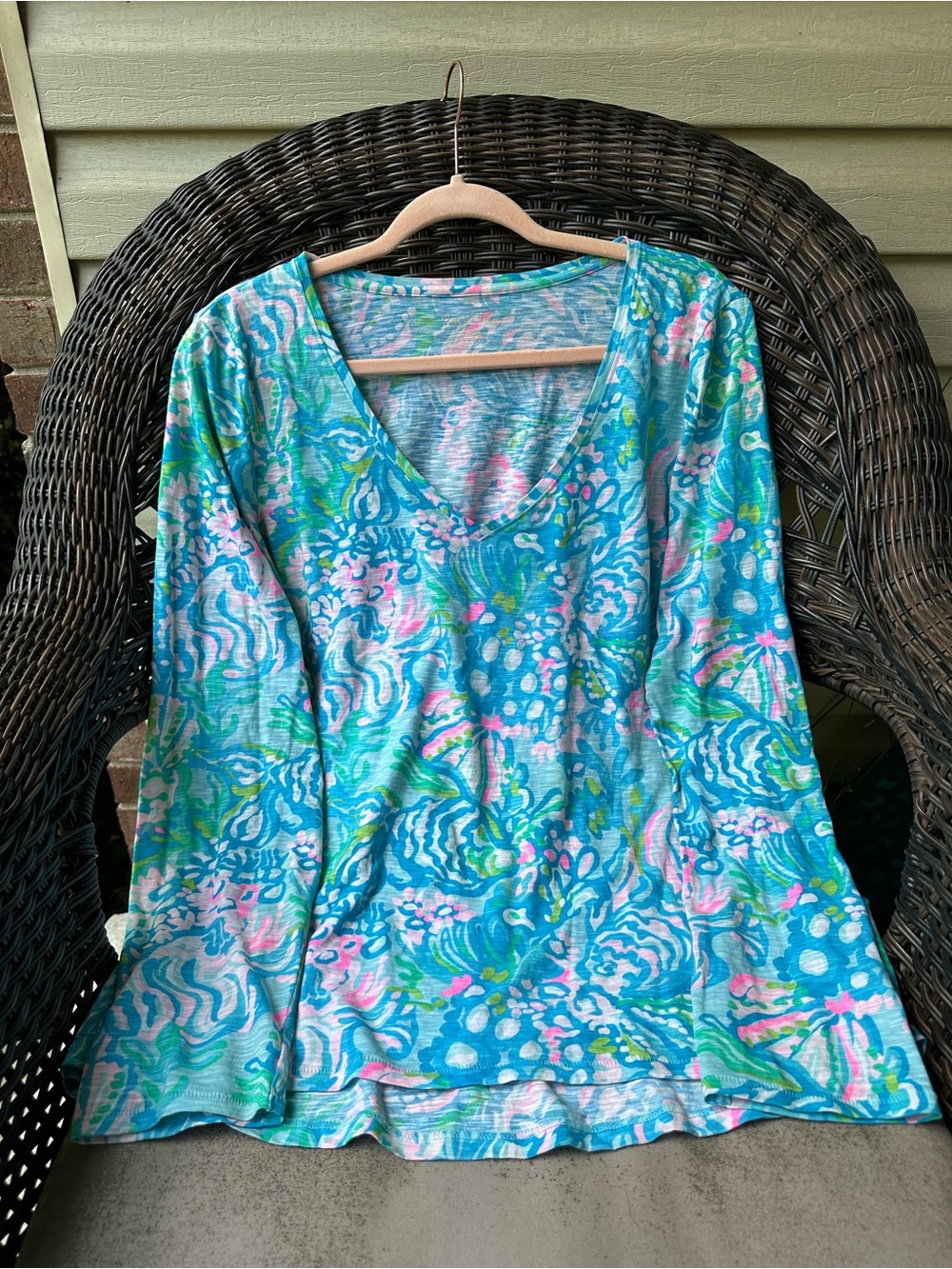 Lilly Pulitzer Etta Long Sleeve Top Blue Ibiza Aqua La Vista L - Picture 2 of 13